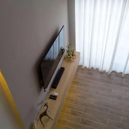 Apartamento Beautiful! Brand New In Location! *
