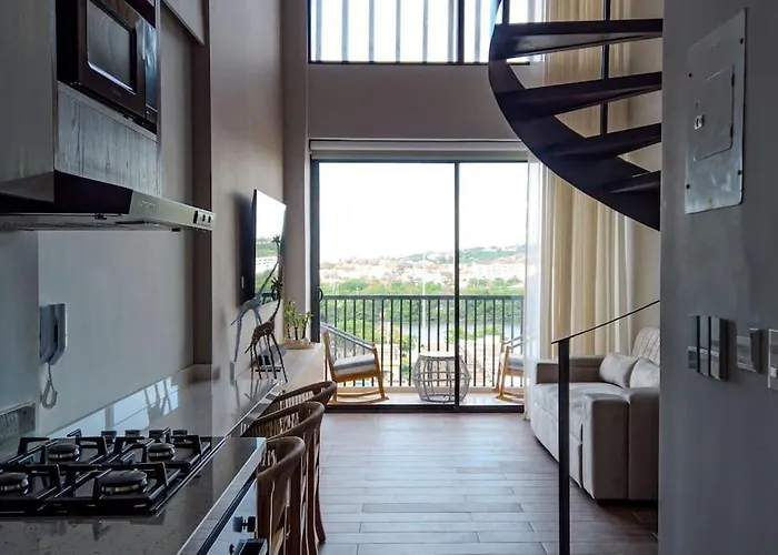 Beautiful! Brand New Apt In Central Location!