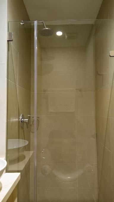 Apartamento Beautiful! Brand New In Location!