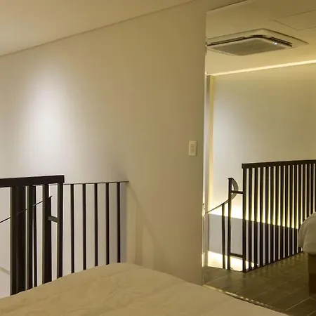 Beautiful! Brand New In Location! Apartment